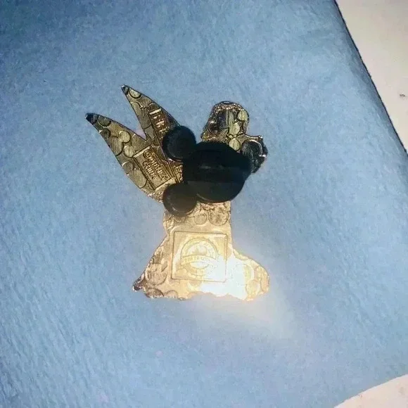 Lot of 3 official  Disney  collectible pins, Minnie Mouse Tinker Bell, pokemon - Picture 9 of 11